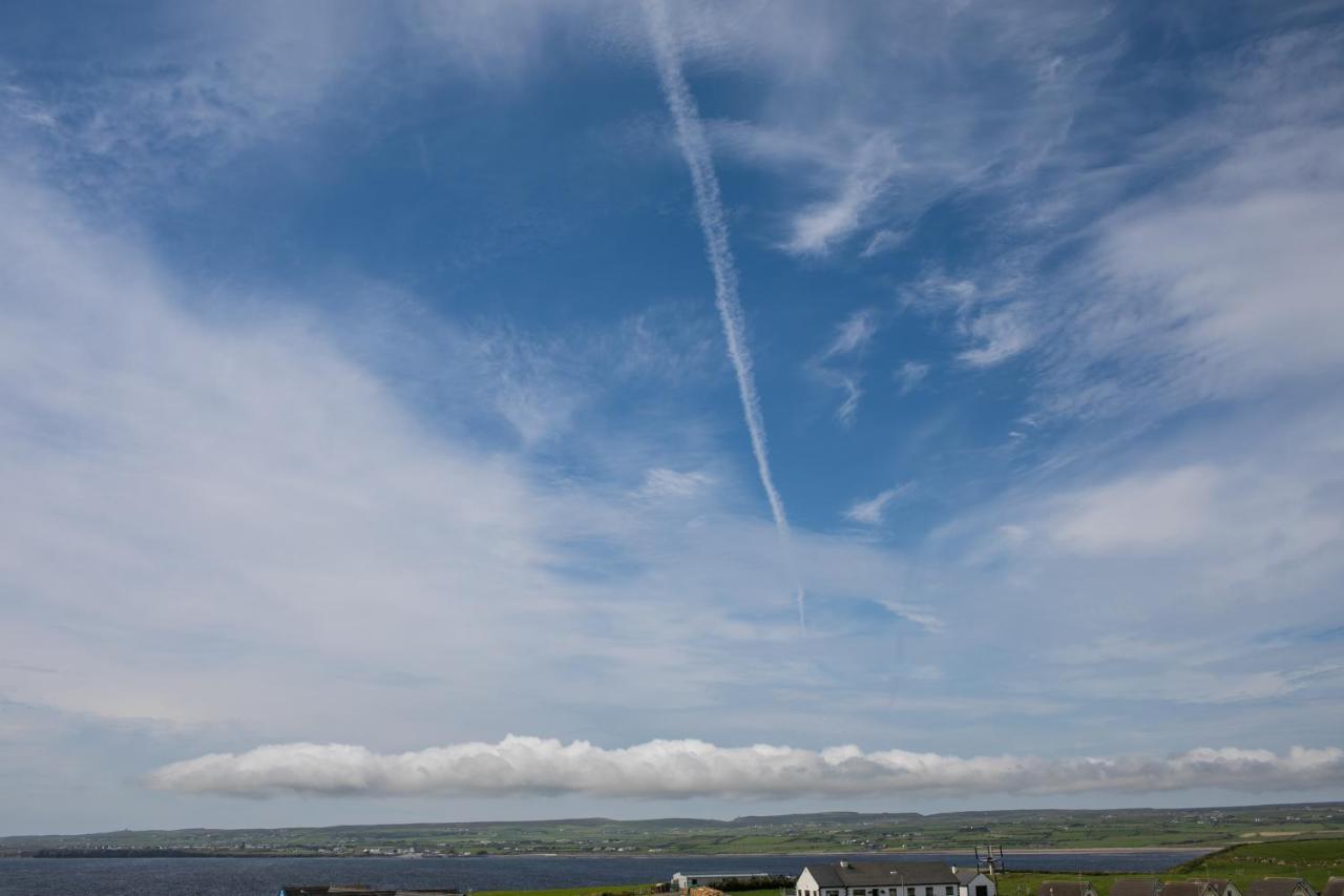 Coach House Lodge Rooms Lahinch Eksteriør bilde